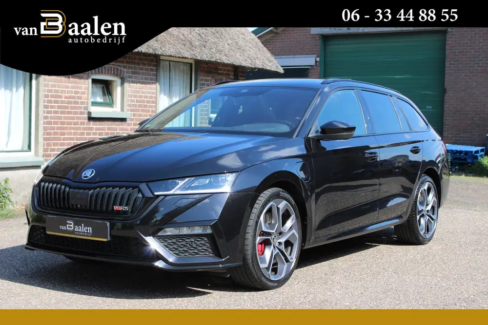 Skoda Octavia 1.4 TSI RS iV PHEV SOh 93% LEER PANO LED uit 2023