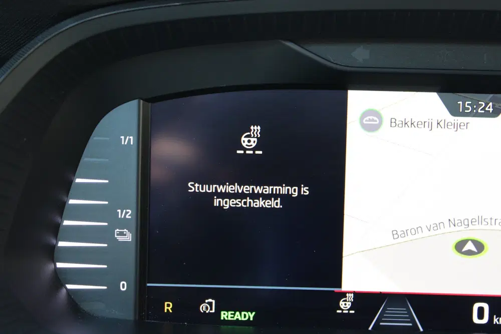 Skoda Octavia 1.4 TSI RS iV PHEV SOh 93% LEER PANO LED uit 2023, foto 10