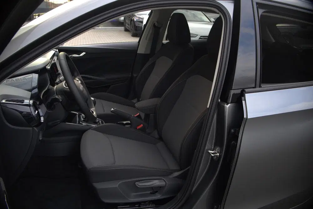 Skoda Fabia 1.0 TSI 95pk Selection uit 2026, foto 4