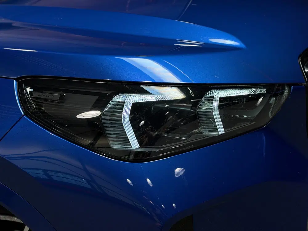 BMW iX1 xDrive30 Launch Edition 67 kWh uit 2023, foto 10
