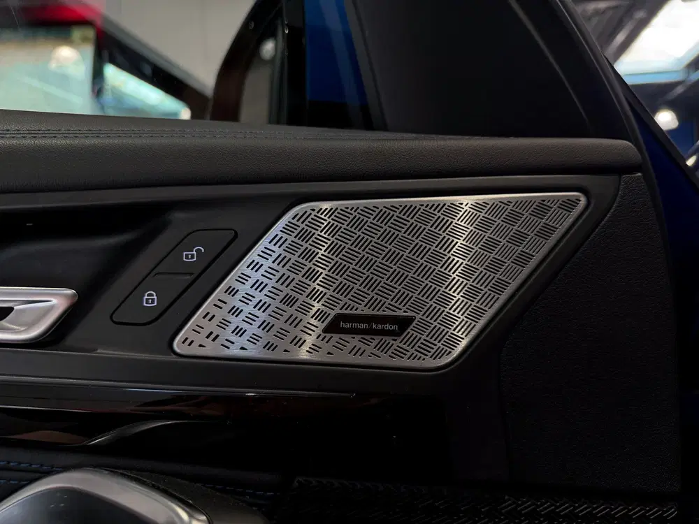 BMW iX1 xDrive30 Launch Edition 67 kWh uit 2023, foto 14