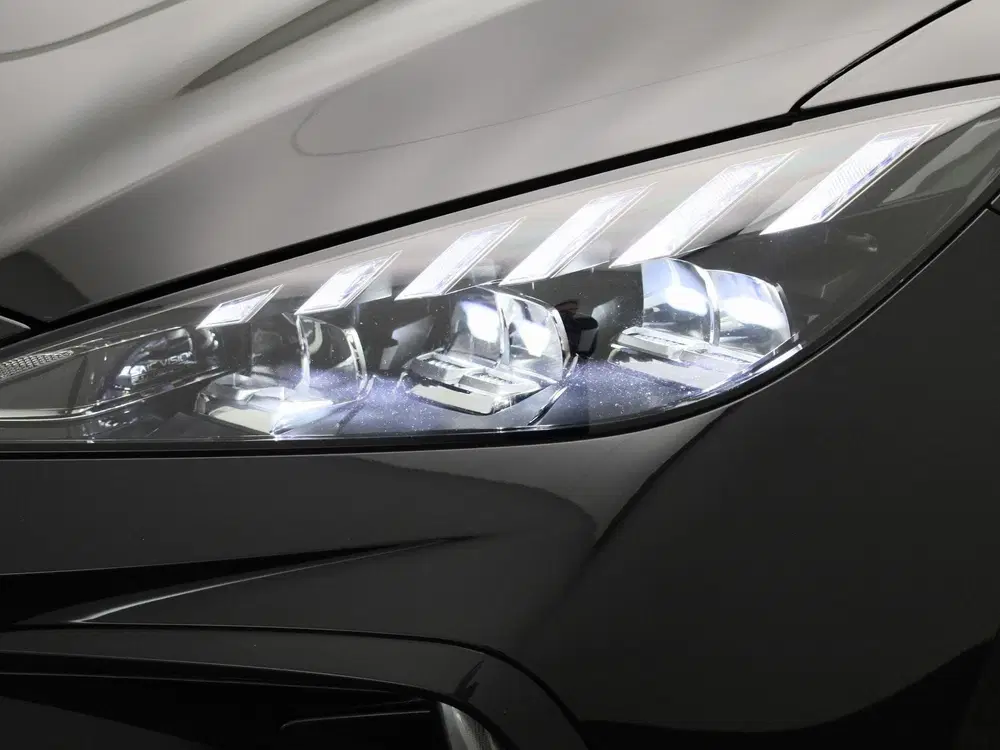 MG MG4 Long Range 64 kWh Luxury uit 2023, foto 15