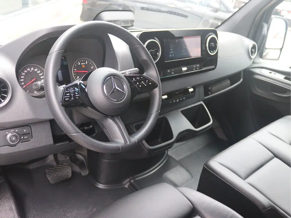Mercedes-Benz Sprinter 317 CDI L2H2 Select uit 2024, foto 4