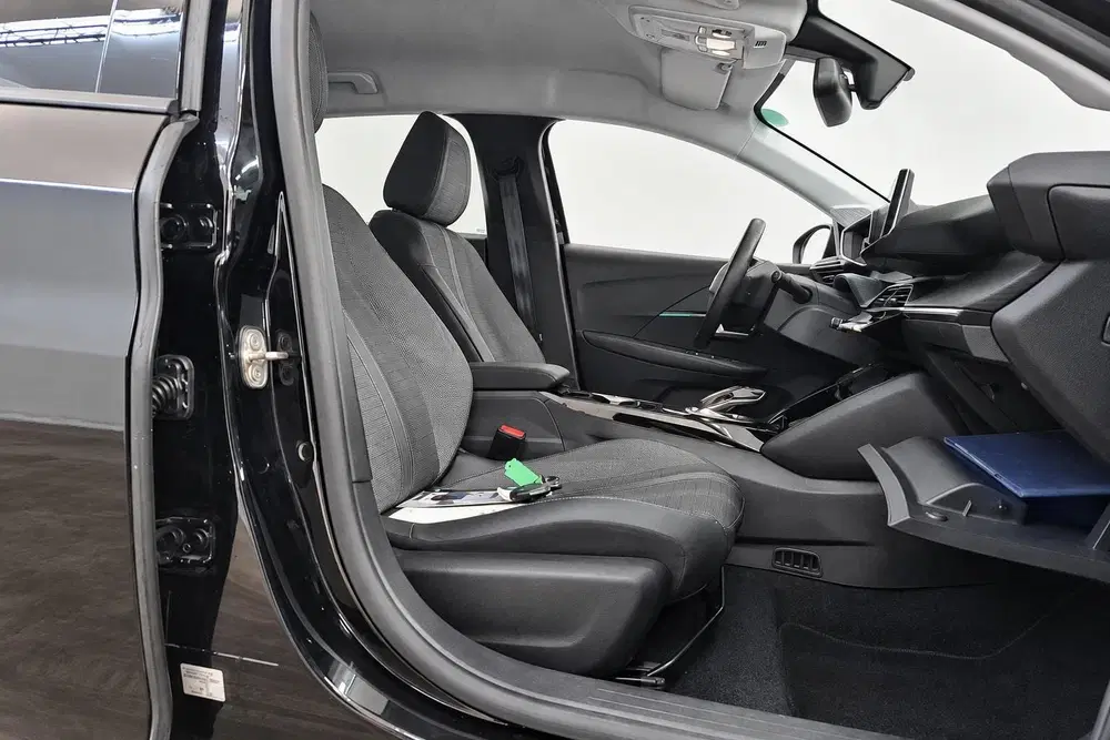 Peugeot 208 EV Allure Pack 50 kWh FASE 3 SOH 95% CAMER uit 2021, foto 12
