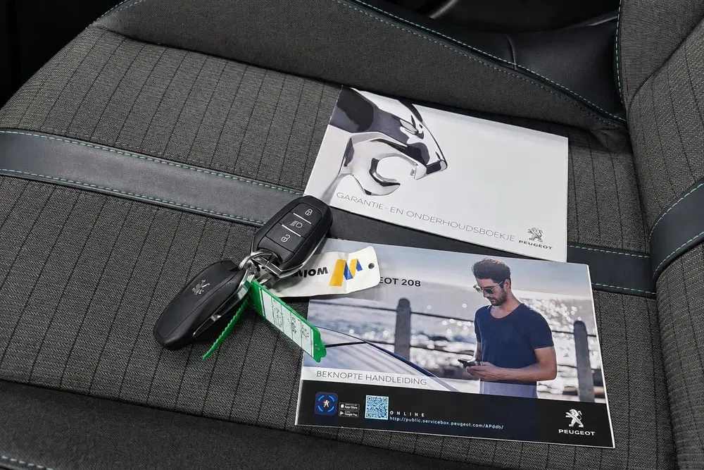 Peugeot 208 EV Allure Pack 50 kWh FASE 3 SOH 95% CAMER uit 2021, foto 13