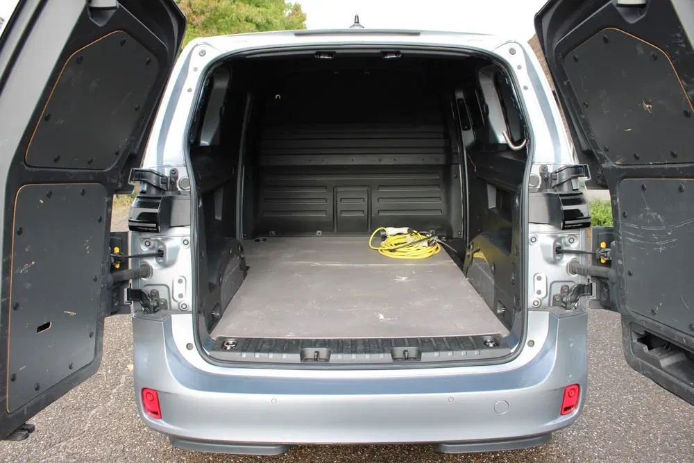 Volkswagen ID. Buzz ID. Buzz Cargo 77 kWh LED 150Kw SOh 95% AC uit 2024, foto 15