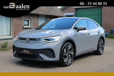 Volkswagen ID.5 Pro 77 kWh SOh 95% LED PANO NAVI TREKHAAK uit 2023