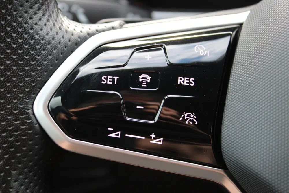 Volkswagen Tiguan 1.4 TSI eHybrid R-Line Business SOh 92.1% uit 2023, foto 10