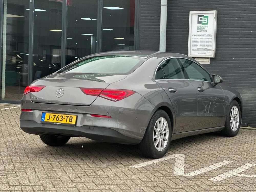 Mercedes-Benz CLA 180 Business Solution uit 2020, foto 8