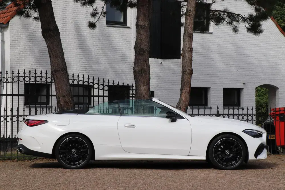 Mercedes-Benz CLE 180 AMG Line uit 2025, foto 6
