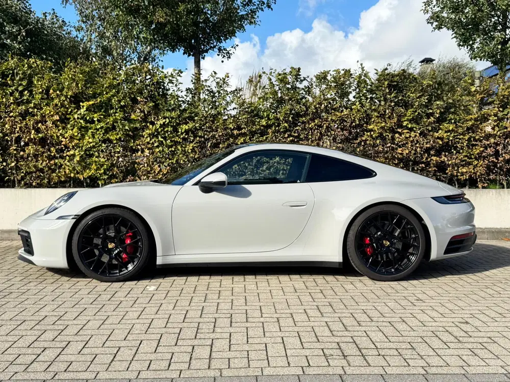 Porsche 911 911 (992) Carrera 4S uit 2019, foto 4