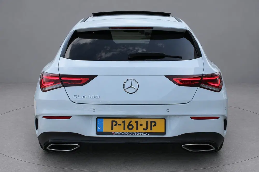 Mercedes-Benz CLA 180 AUT7 AMG NIGHT P uit 2022, foto 6