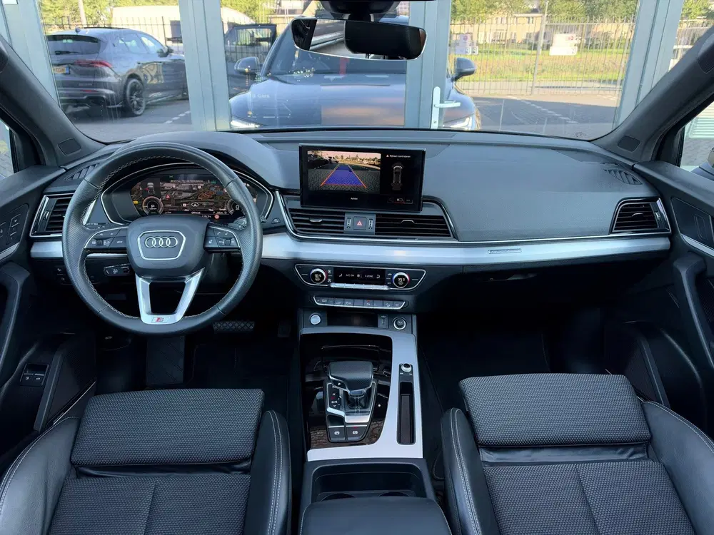 Audi Q5 50 TFSI e 3x S-LineCompetition uit 2024, foto 14