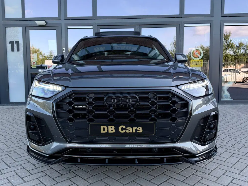 Audi Q5 50 TFSI e 3x S-LineCompetition uit 2024, foto 2