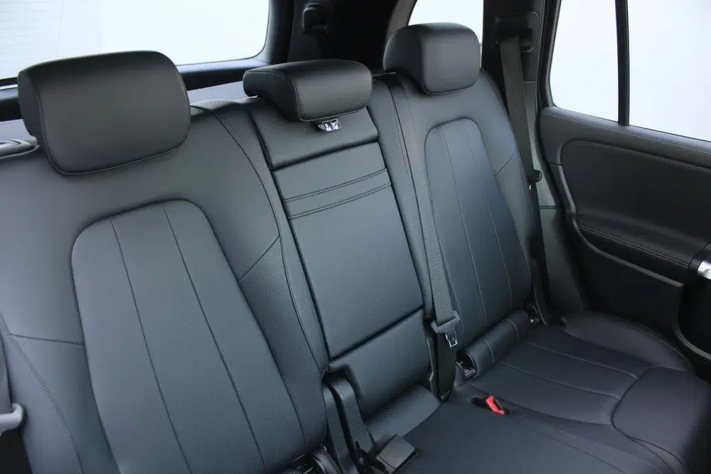 Mercedes-Benz EQB 250 Luxury Line 7-PER 67 kWh PANORAMADAK L uit 2023, foto 14