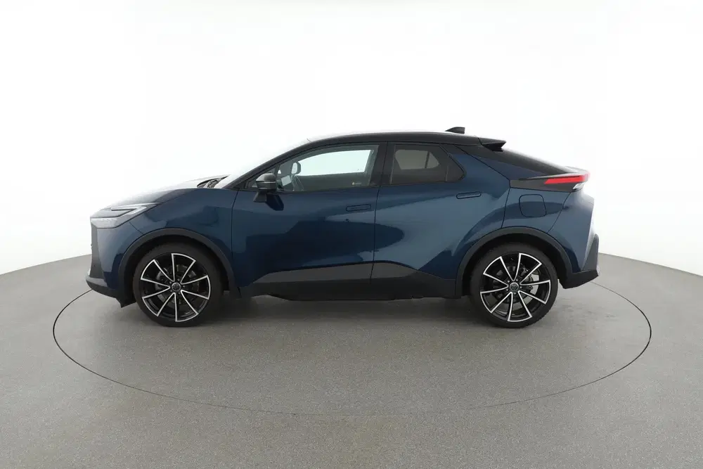 Toyota C-HR 2.0 Plug-in Hybrid 220 Executive uit 2025, foto 3
