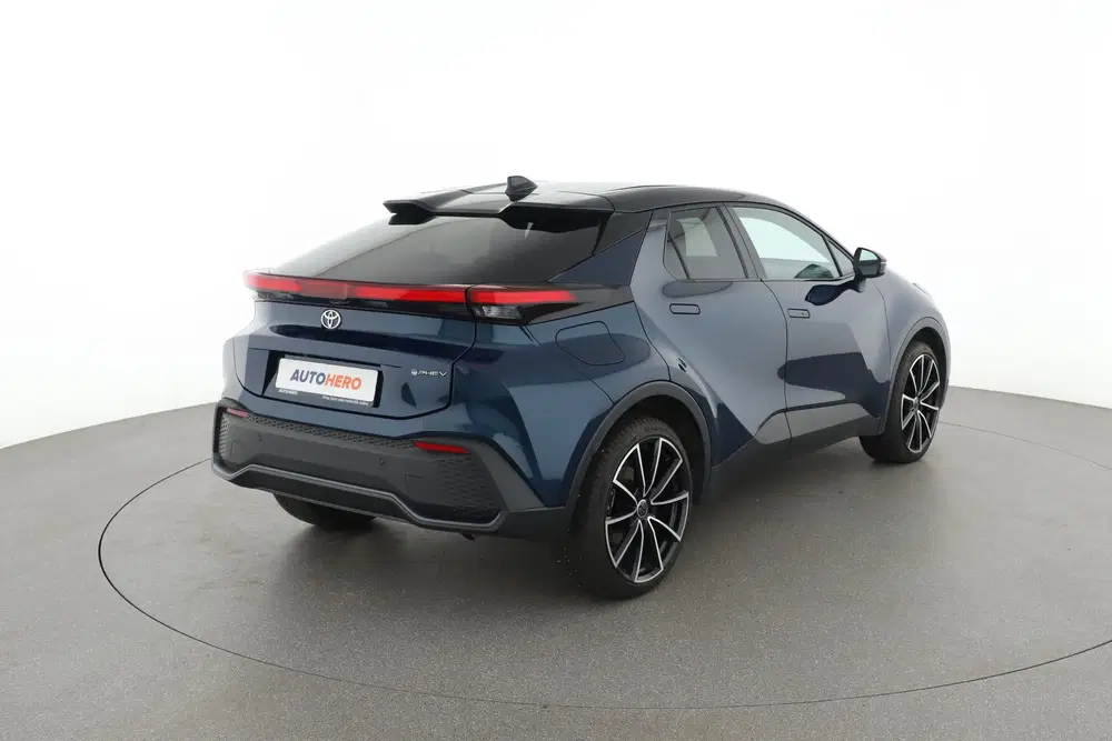 Toyota C-HR 2.0 Plug-in Hybrid 220 Executive uit 2025, foto 7