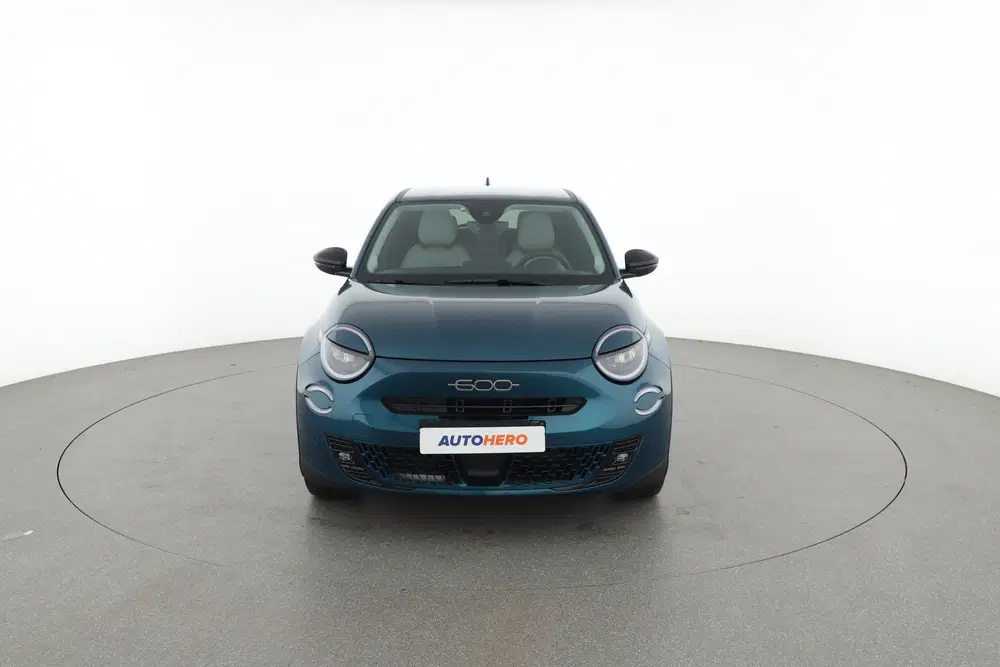 Fiat 600e La Prima 54 kWh uit 2024, foto 9