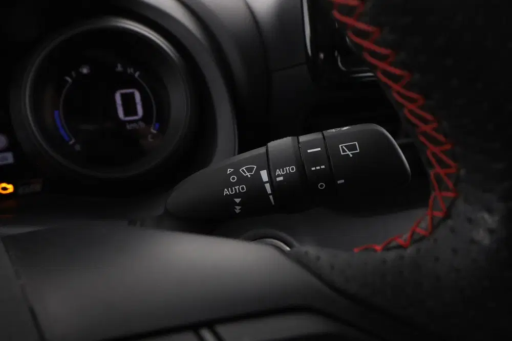 Toyota Yaris 1.5 Hybrid GR Sport uit 2023, foto 13
