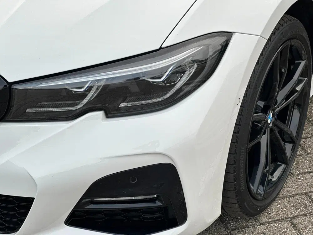 BMW 3-serie 330e High Executive uit 2021, foto 3