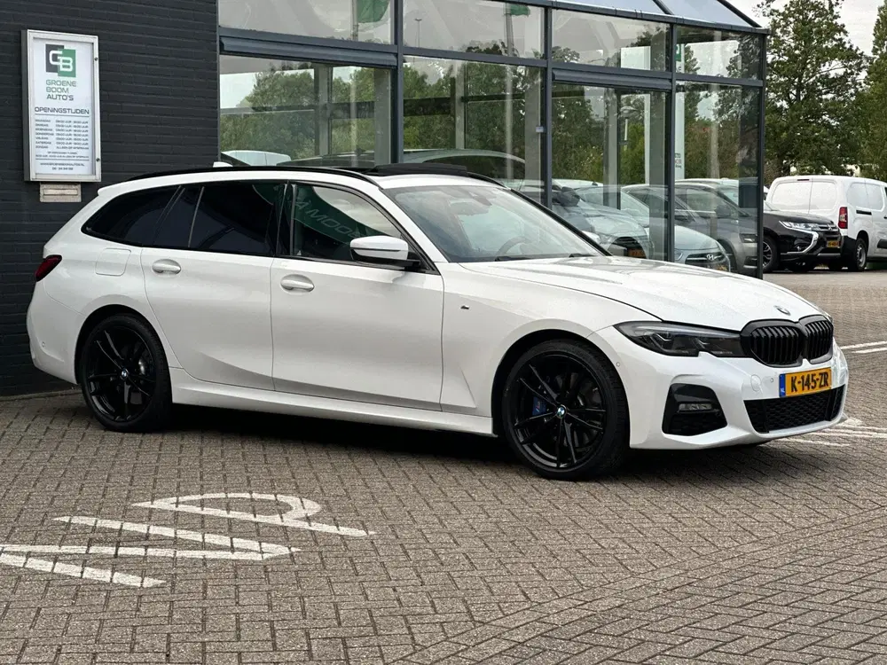 BMW 3-serie 330e High Executive uit 2021, foto 6