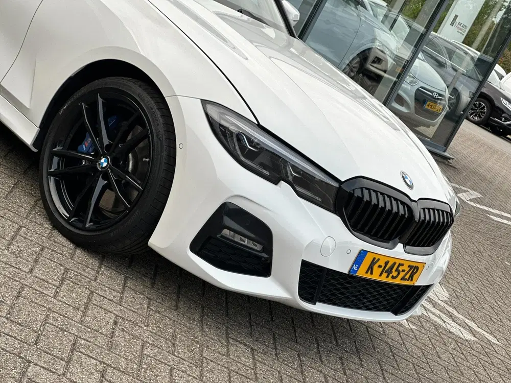 BMW 3-serie 330e High Executive uit 2021, foto 7