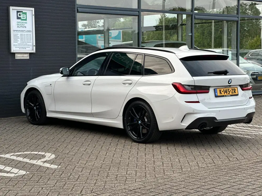 BMW 3-serie 330e High Executive uit 2021, foto 9