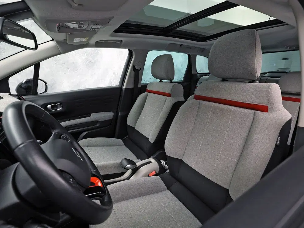 Citroën C3 Aircross 1.2 PureTech S&S Shine Automaat (PANORA uit 2020, foto 15