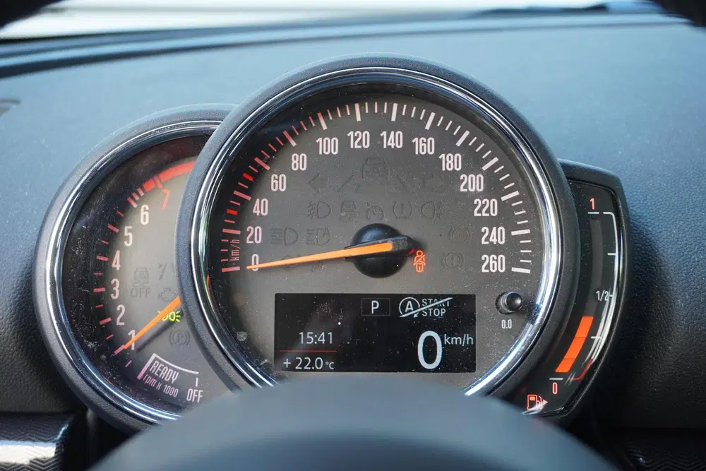 Mini Clubman One uit 2019, foto 15