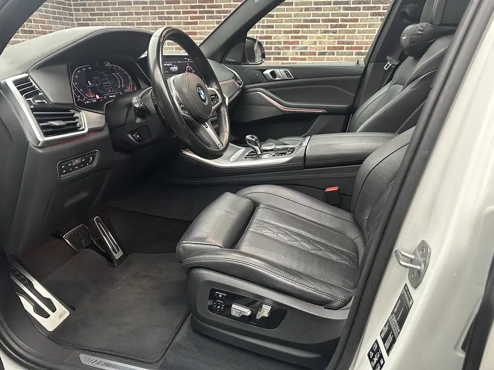 BMW X5 xDrive40i High Executive Pano uit 2019, foto 14