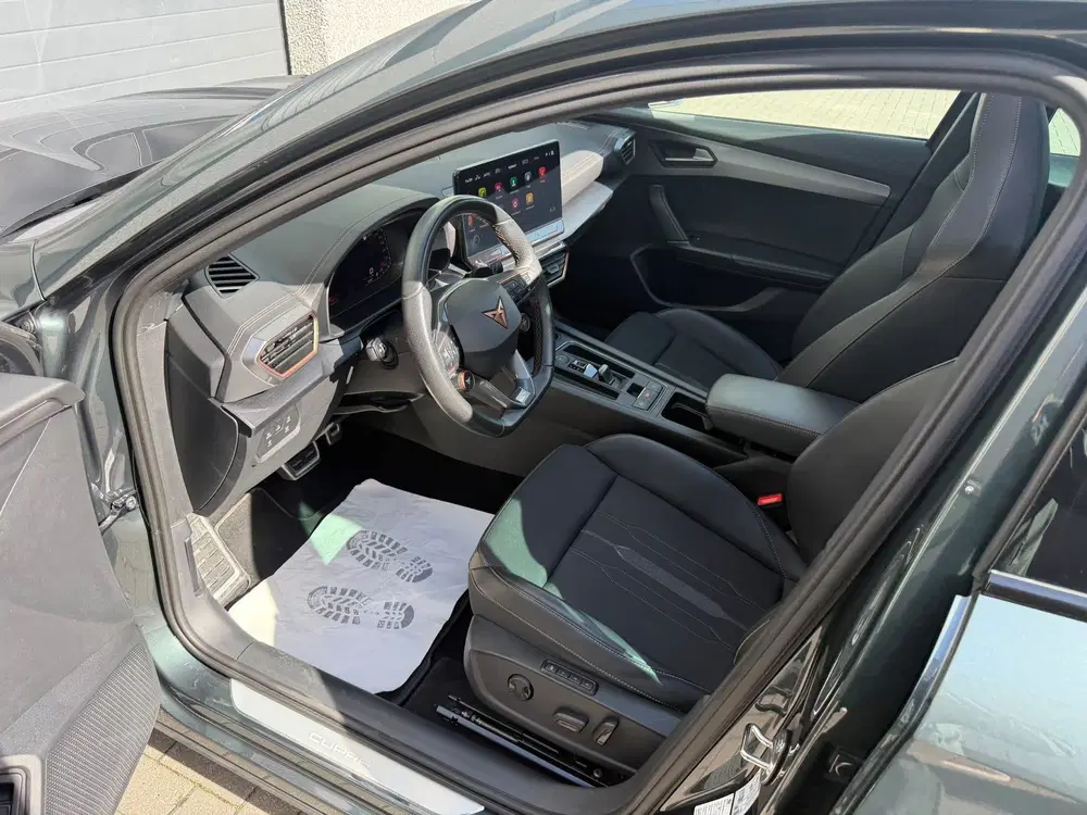Cupra Formentor 1.4 e-Hybrid VZ Copper Edition Pano Keyles uit 2022, foto 15