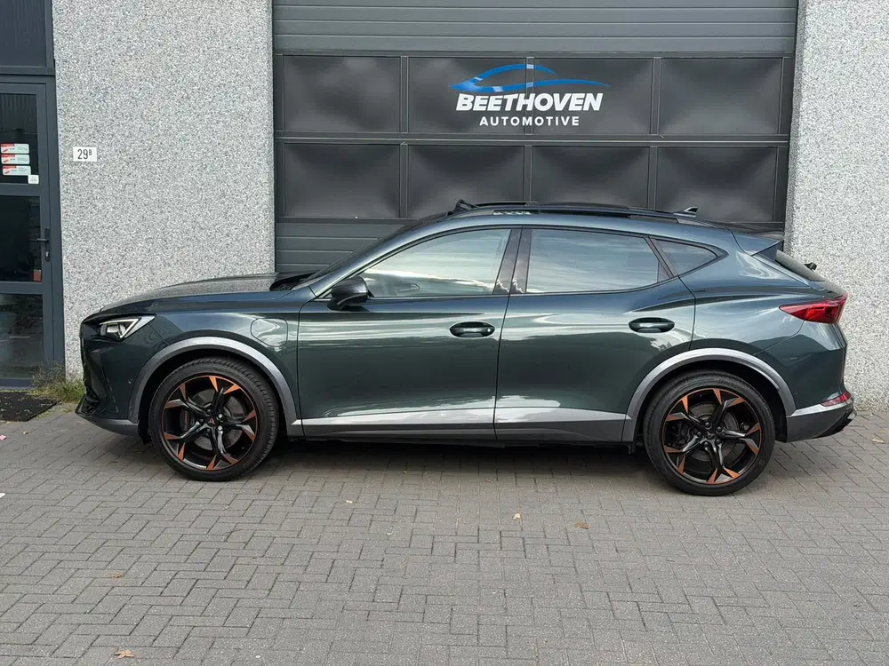 Cupra Formentor 1.4 e-Hybrid VZ Copper Edition Pano Keyles uit 2022, foto 2