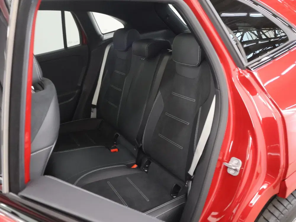 Mercedes-Benz GLA 250 e 140 Years Edition uit 2026, foto 11
