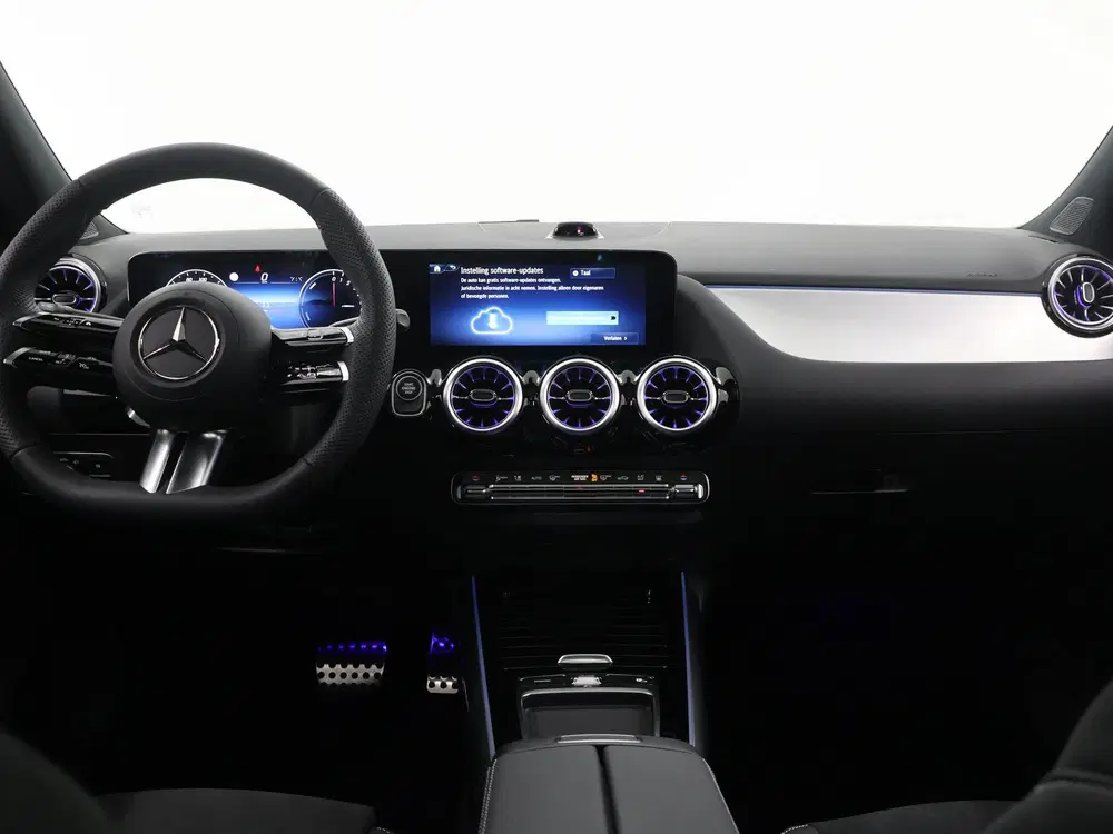 Mercedes-Benz GLA 250 e 140 Years Edition uit 2026, foto 8