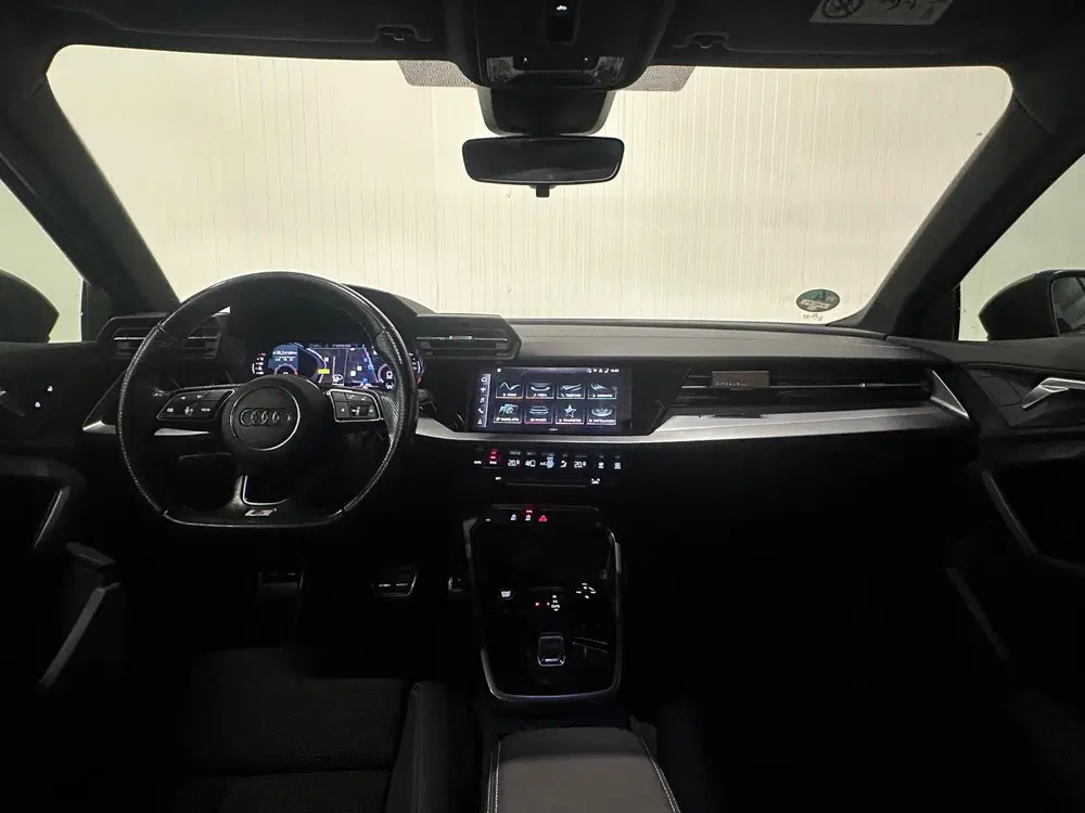 Audi A3 35 TFSI S edition uit 2020, foto 3