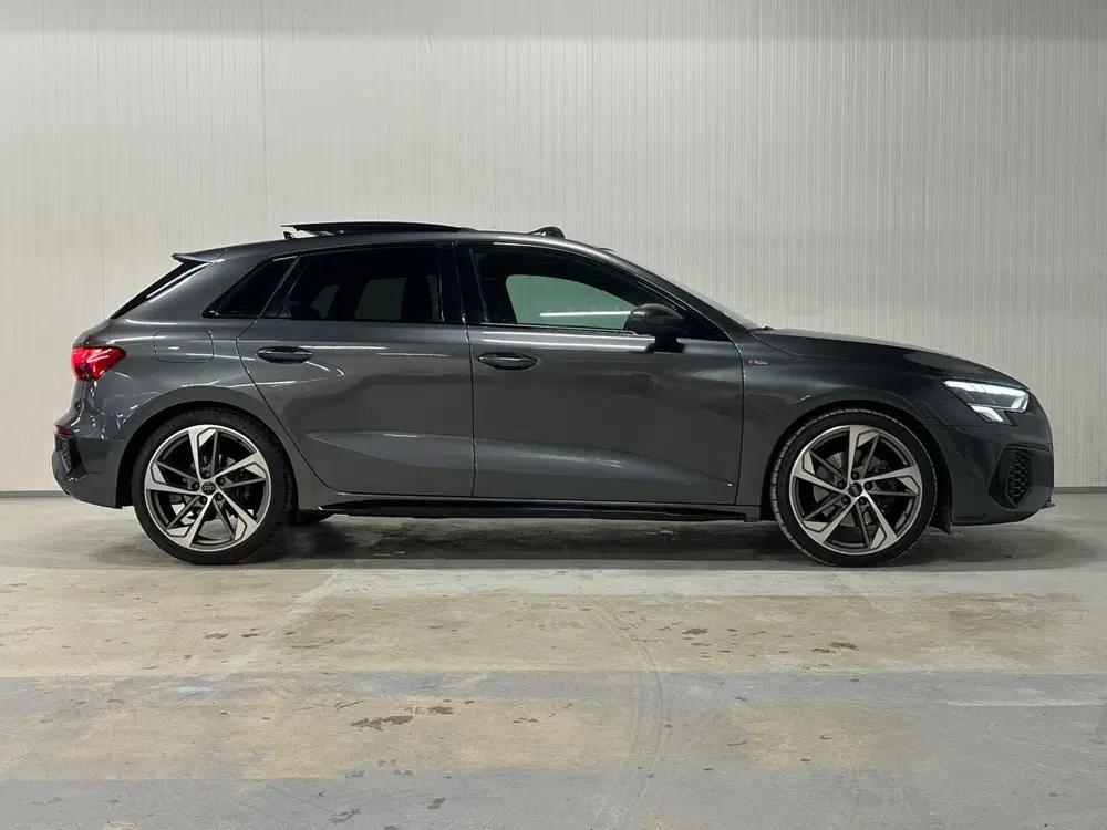 Audi A3 35 TFSI S edition uit 2020, foto 6