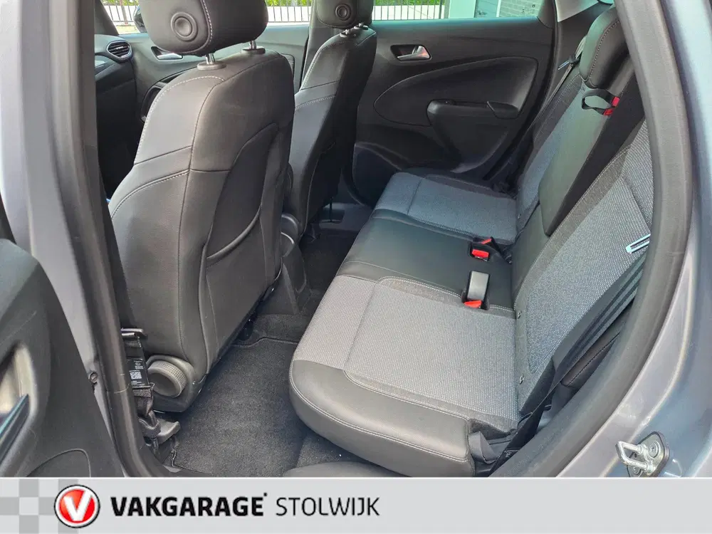 Opel Crossland 1.2 Turbo Elegance Automaat uit 2022, foto 13