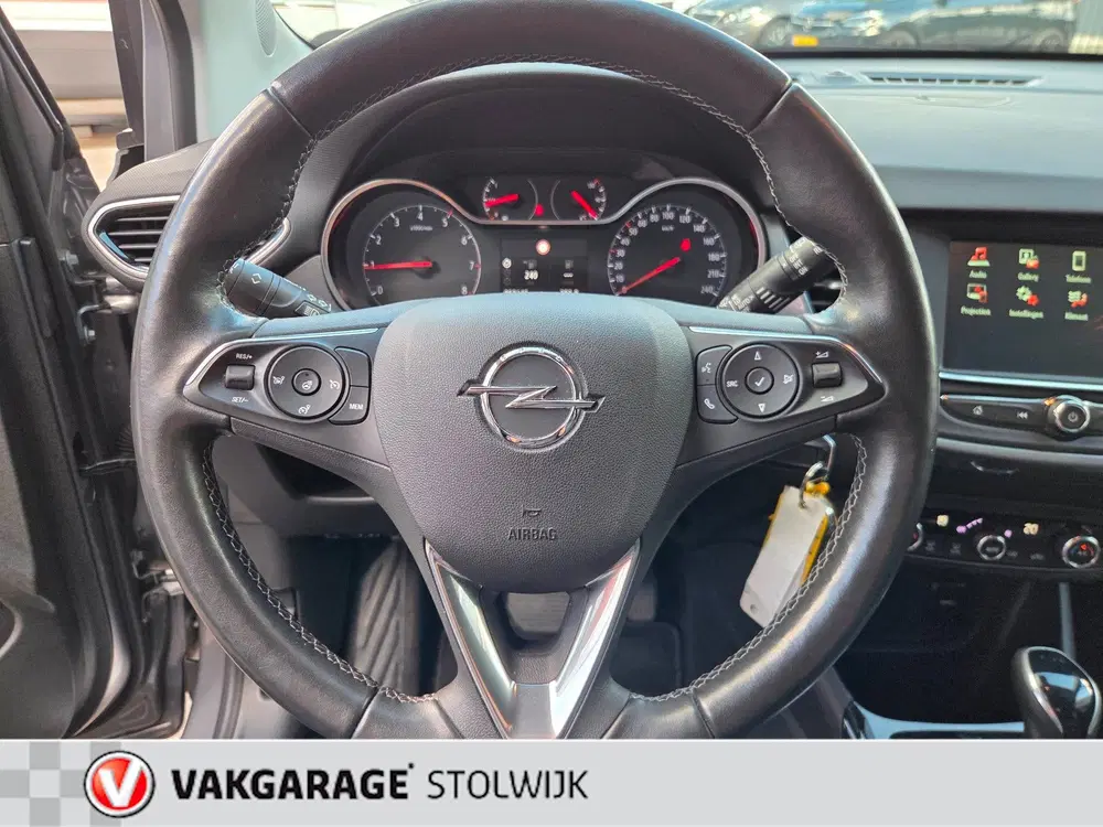 Opel Crossland 1.2 Turbo Elegance Automaat uit 2022, foto 15