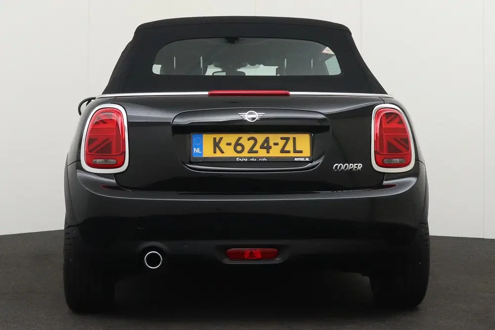 Mini Cabrio 1.5 136 PK Aut. Cooper Facelift Navi Clima uit 2021, foto 10