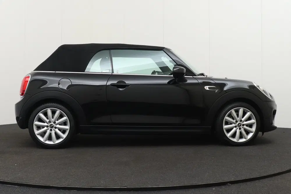 Mini Cabrio 1.5 136 PK Aut. Cooper Facelift Navi Clima uit 2021, foto 12