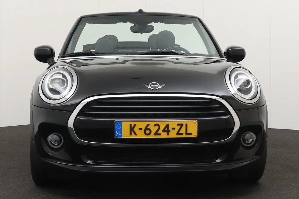 Mini Cabrio 1.5 136 PK Aut. Cooper Facelift Navi Clima uit 2021, foto 3