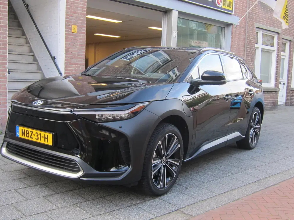 Toyota bZ4X Premium 71 kWh All Season All In Prijs Nie uit 2023, foto 3