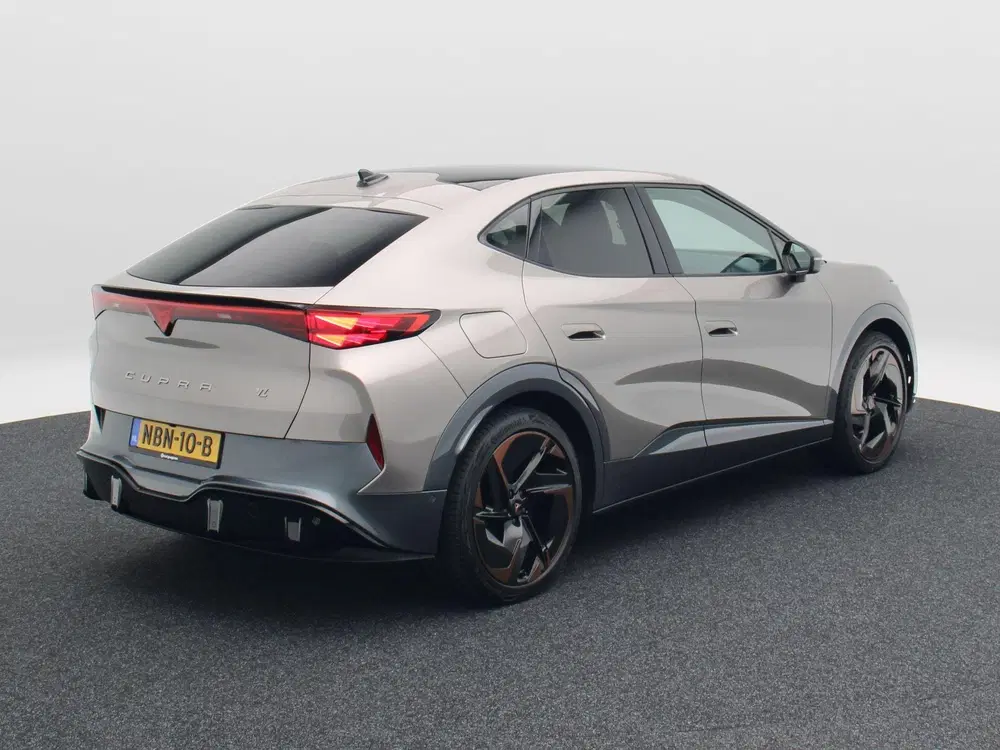 Cupra Tavascan VZ Adrenaline 82 kWh 340 Pk uit 2024, foto 3