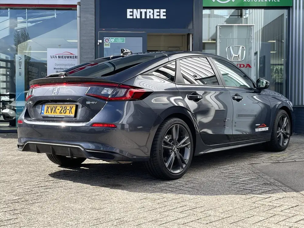 Honda Civic 2.0 HYBRID 184PK Automaat Sport uit 2026, foto 2