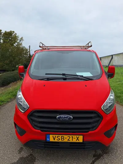 Ford Transit Custom GB 2.0 Tdci 105PK 300 L1h1 2022 Rood uit 2022