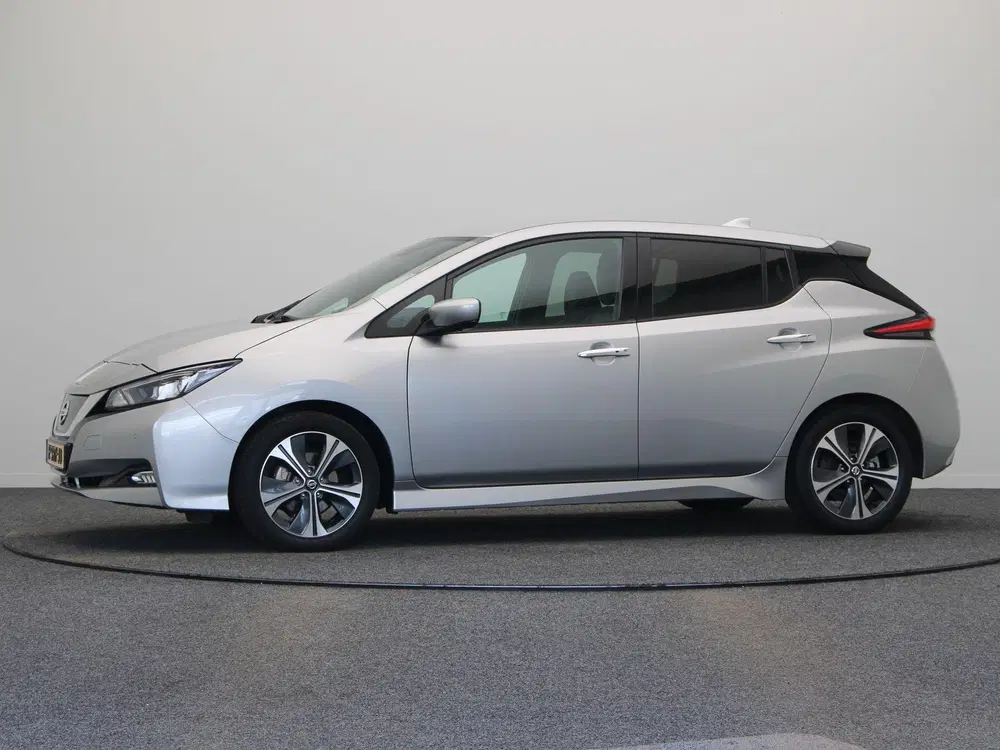 Nissan Leaf Tekna 40 kWh uit 2022, foto 13