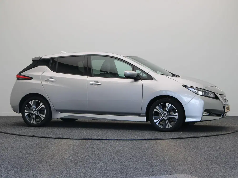 Nissan Leaf Tekna 40 kWh uit 2022, foto 14