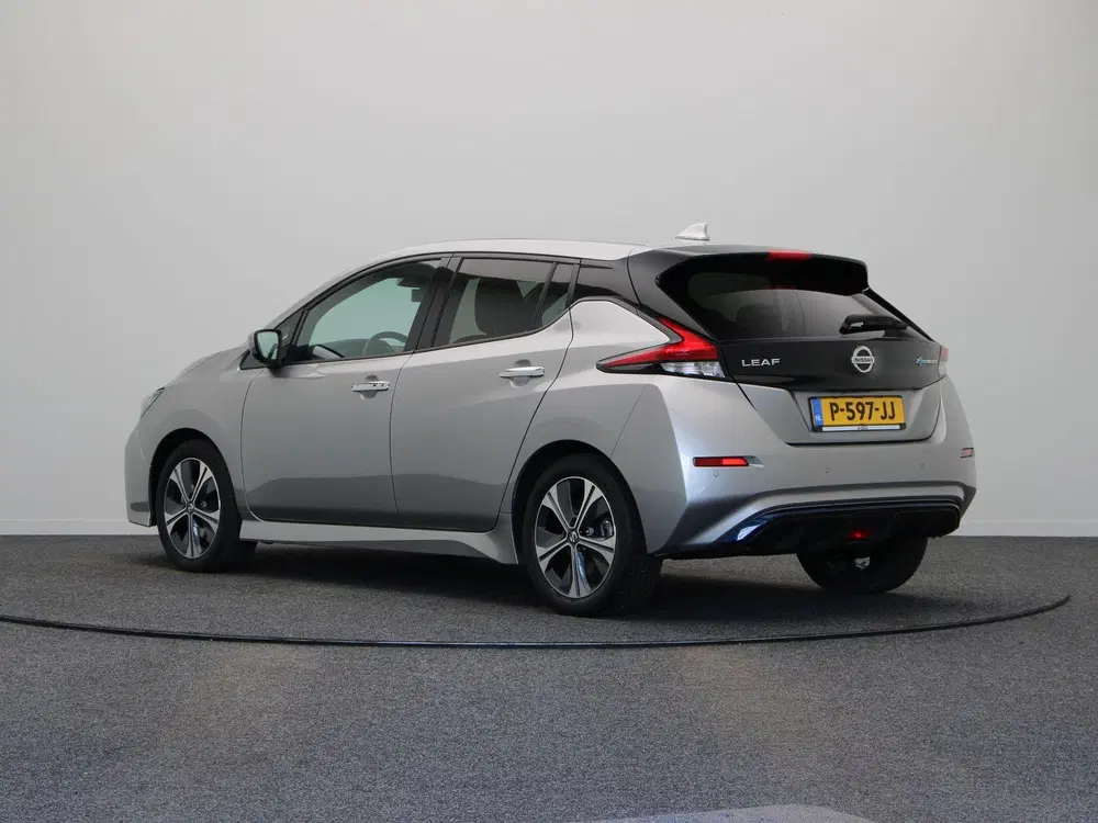 Nissan Leaf Tekna 40 kWh uit 2022, foto 2