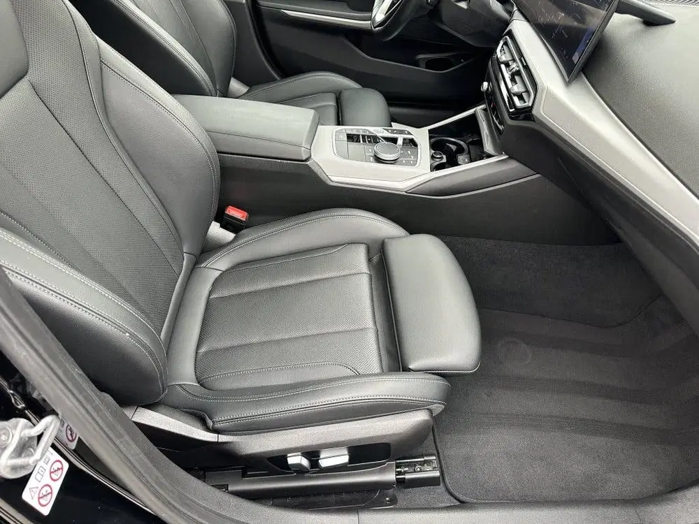 BMW 3-serie 318i Sport Nw Model leder el sh dak uit 2023, foto 14