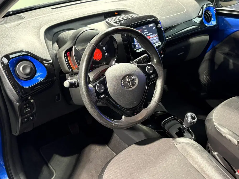 Toyota Aygo 1.0 VVT-i x-play uit 2020, foto 3